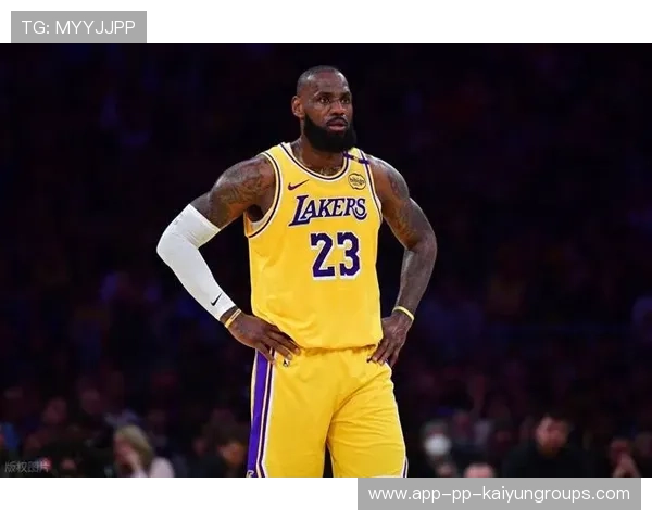 湖人放权时代？詹姆斯被要求更多领导与牺牲