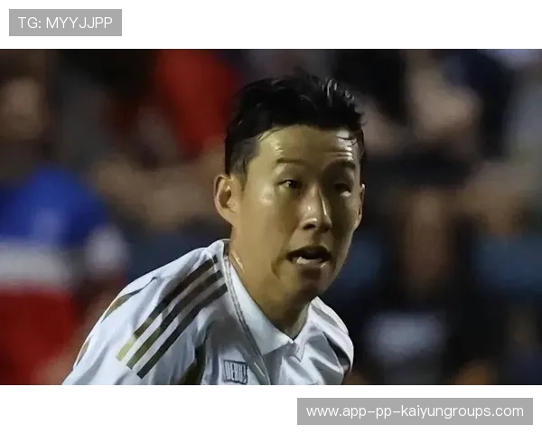 孙兴慜内切弧线球破门,热刺一脚点燃